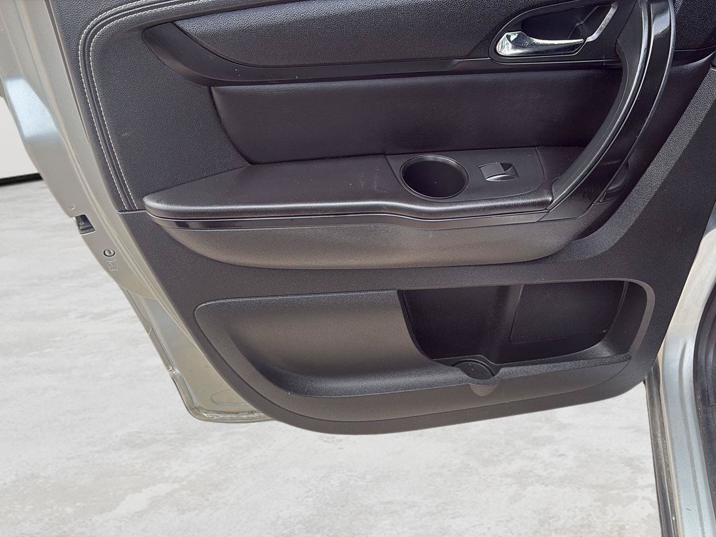 Used 2015 Chevrolet Traverse LT AWD/4WD image 23