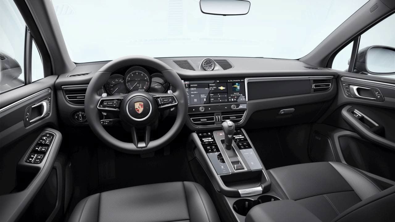 New 2026 Porsche Macan AWD/4WD image 3