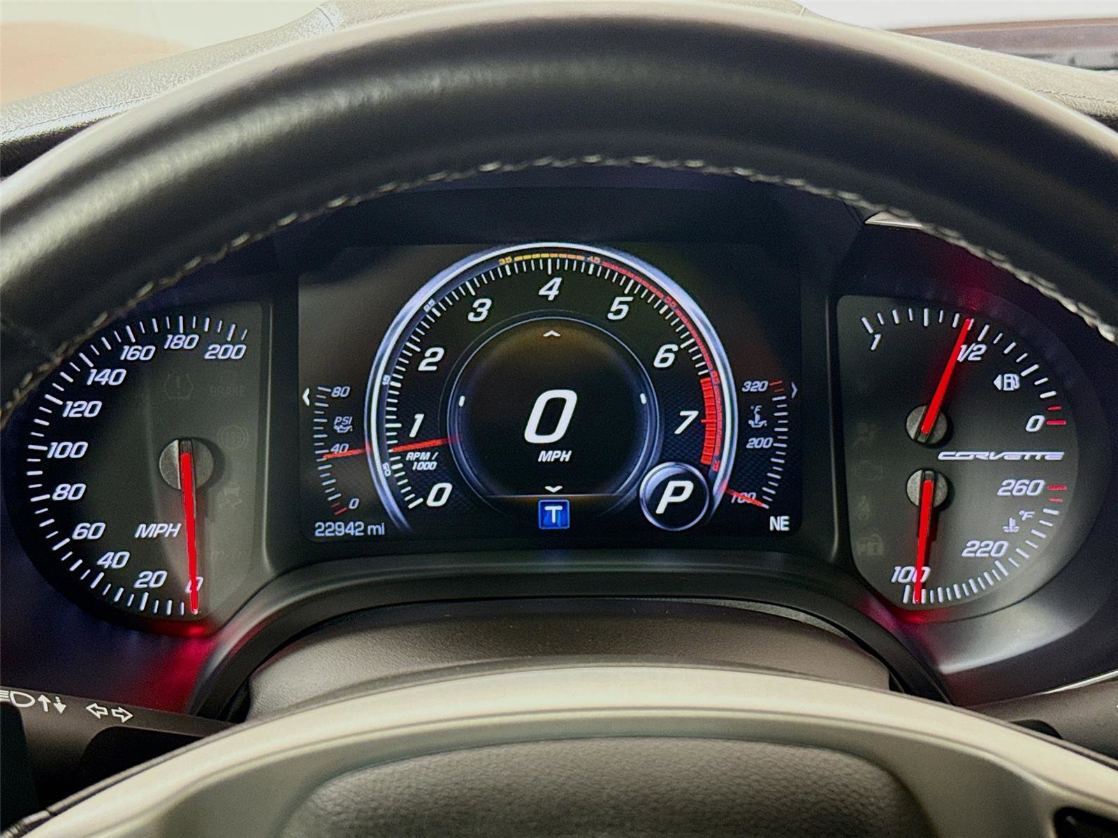 Used 2019 Chevrolet Corvette Stingray Coupe w/ 1LT image 20