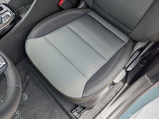 New 2026 Chevrolet Trax LT w/ Driver Confidence Package FWD image 4