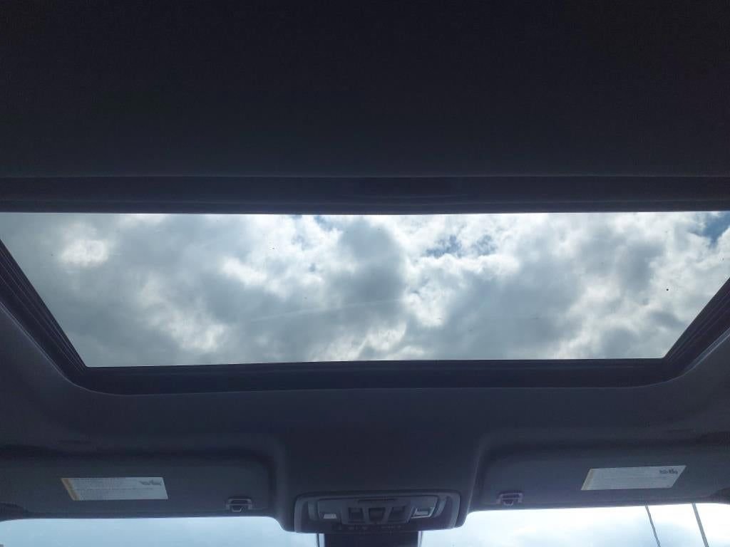 Used 2024 Chevrolet Silverado 2500 LTZ w/ LTZ Convenience Package image 13