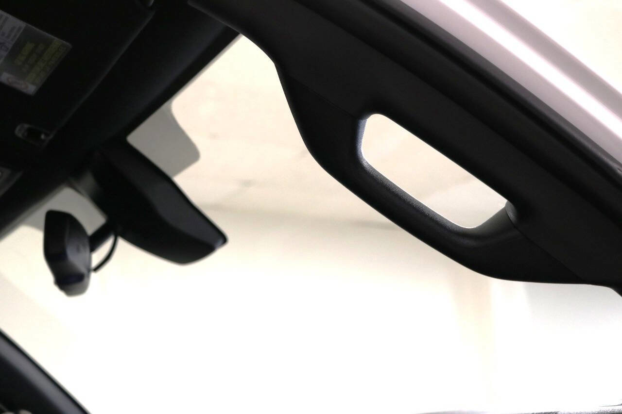 Used 2022 Toyota Tacoma TRD Off-Road image 80