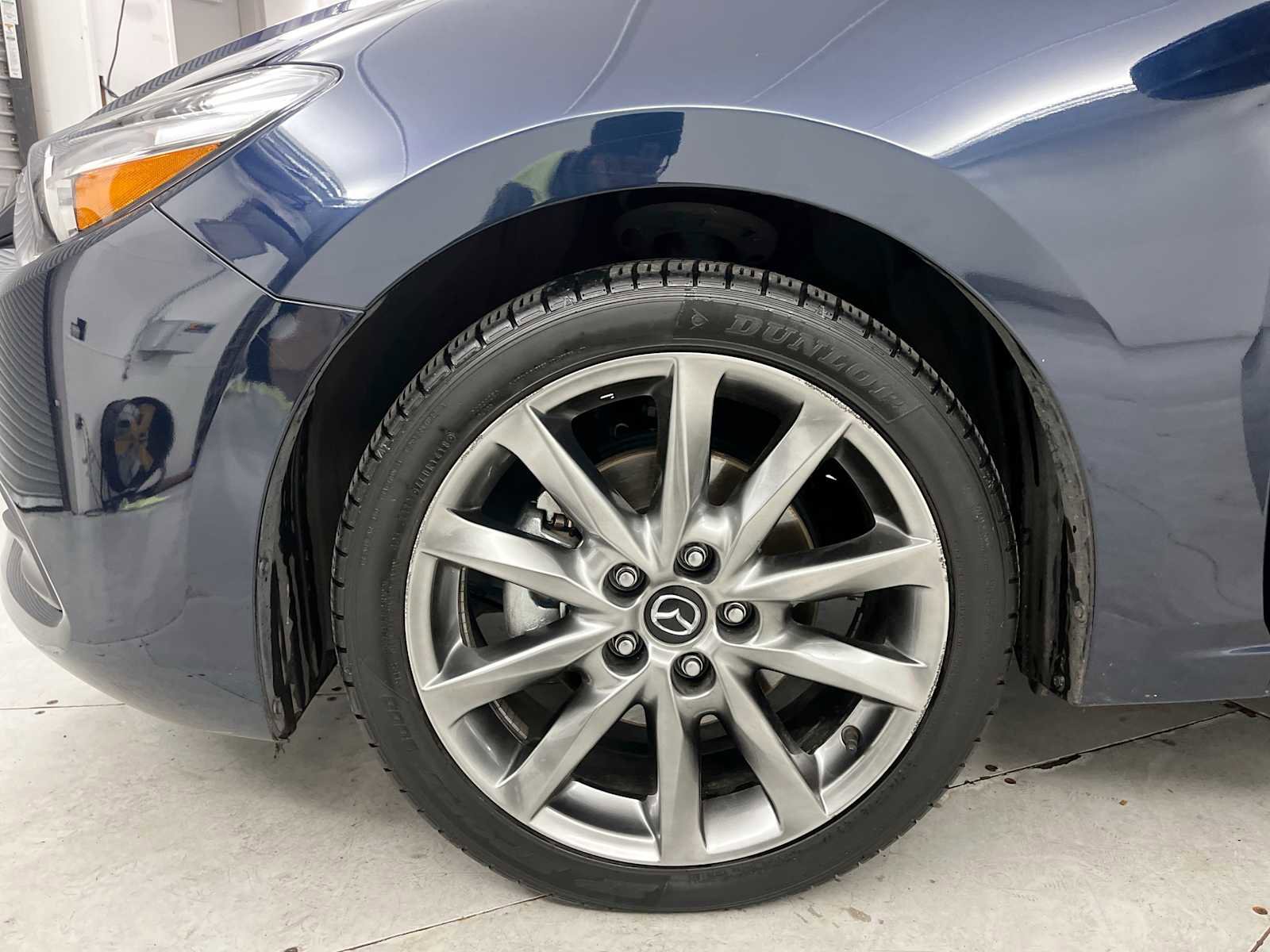 Used 2018 MAZDA MAZDA3 Touring image 18