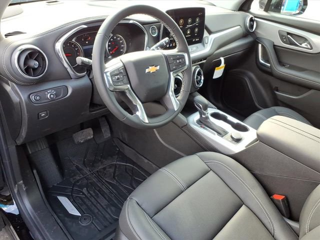 New 2026 Chevrolet Blazer LT w/ LPO, Floor Liner Package FWD image 5