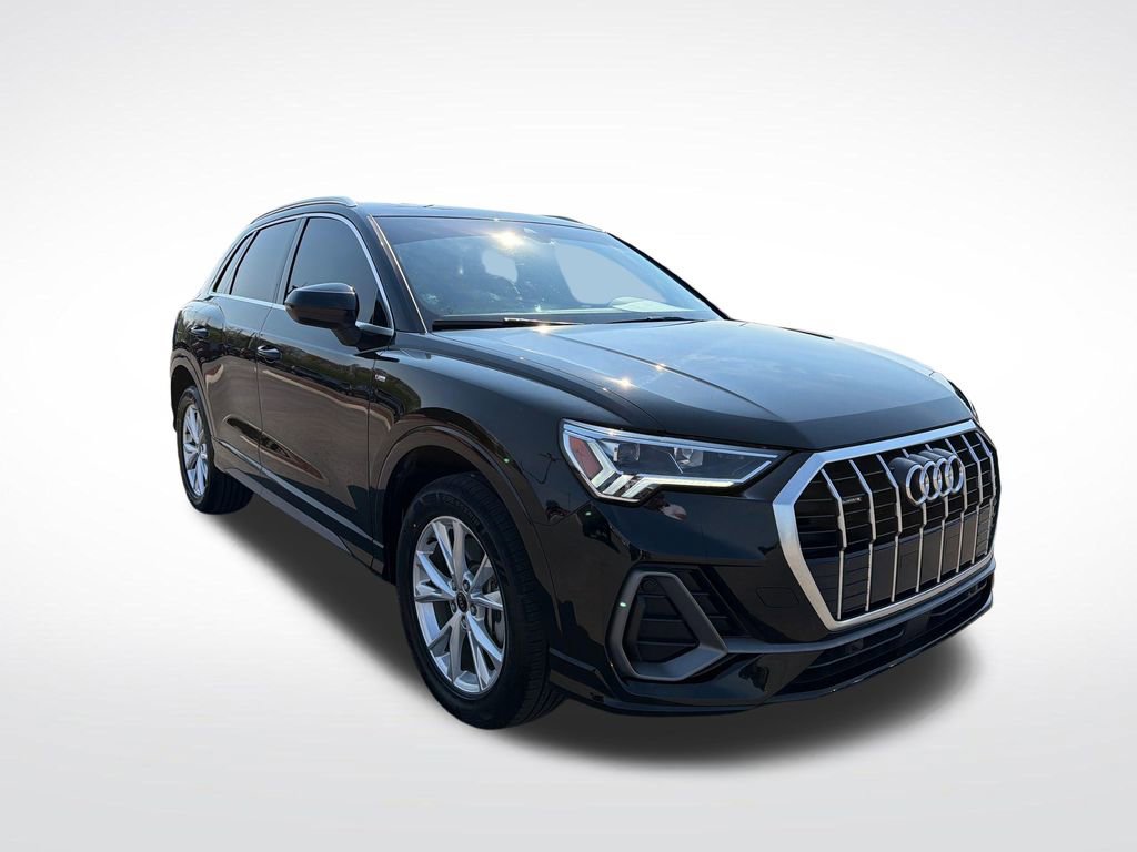 Used 2024 Audi Q3 2.0T Premium image 9