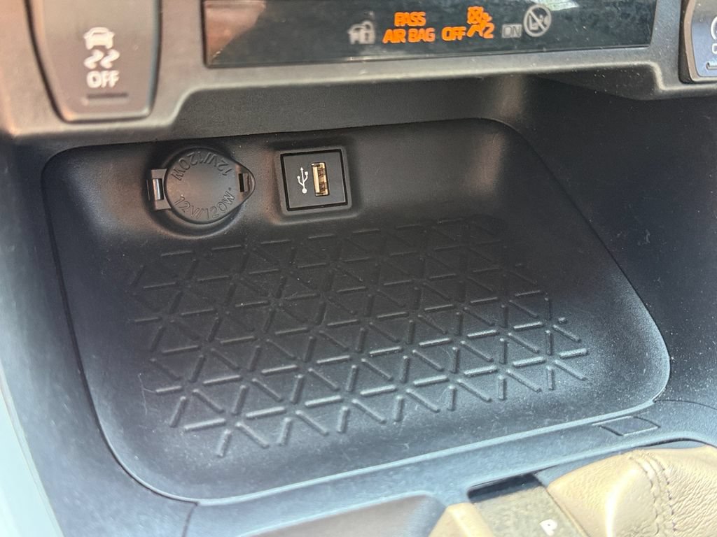Certified 2023 Toyota RAV4 LE AWD/4WD image 36