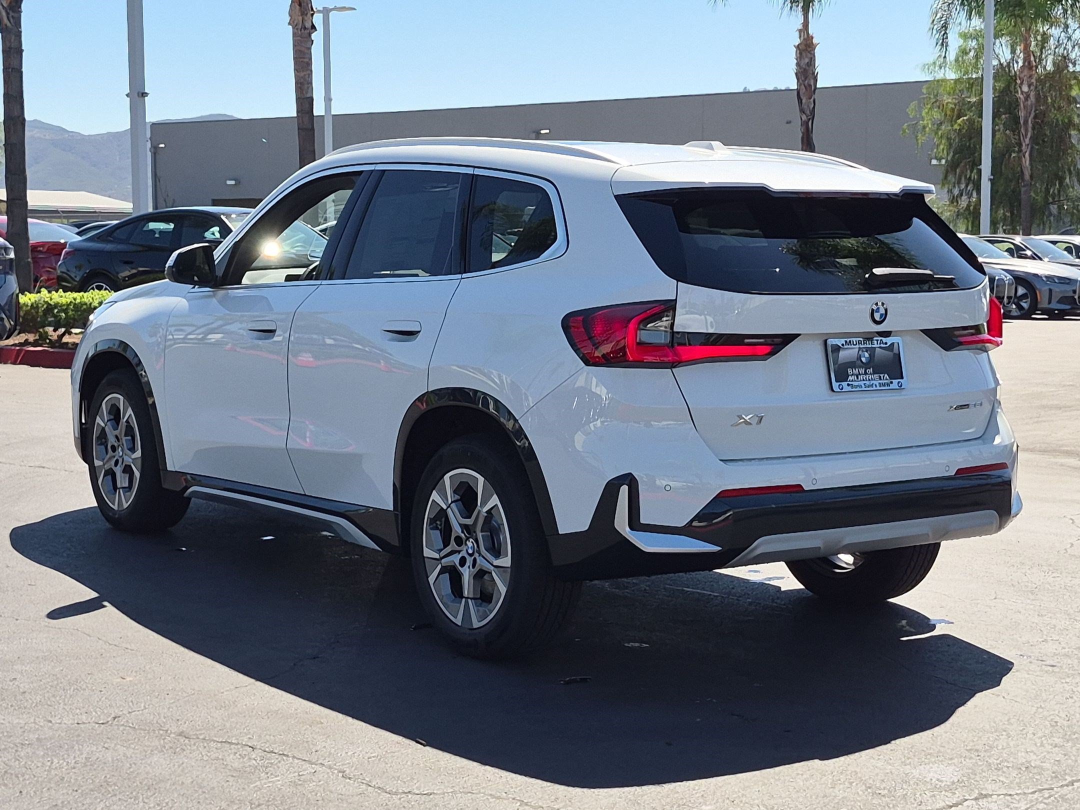 New 2027 BMW X1 xDrive28i AWD/4WD image 8