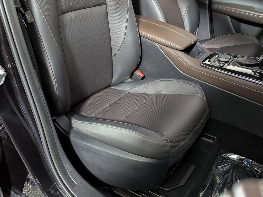 Used 2021 MAZDA CX-30 AWD 2.5 S w/ Premium Package image 19