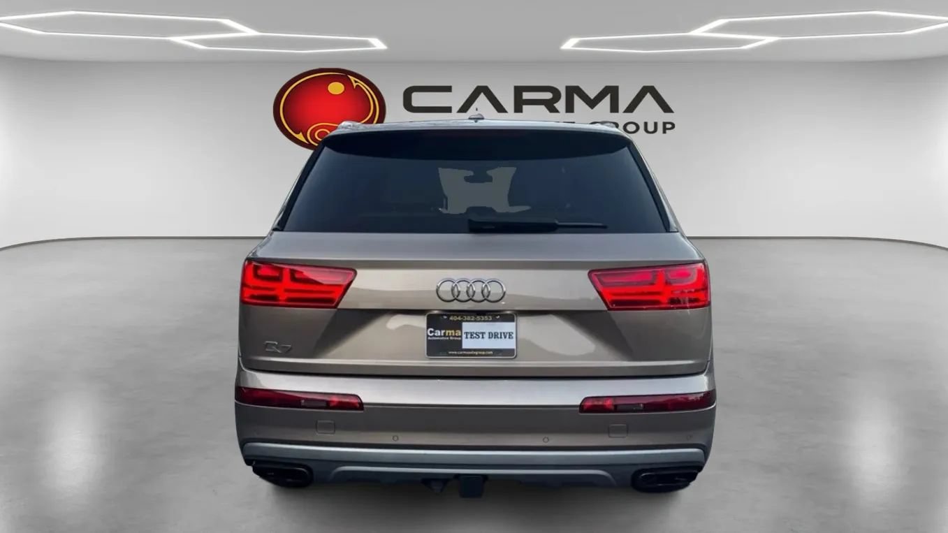Used 2019 Audi Q7 3.0T Premium w/ Cold Weather Package AWD/4WD image 4