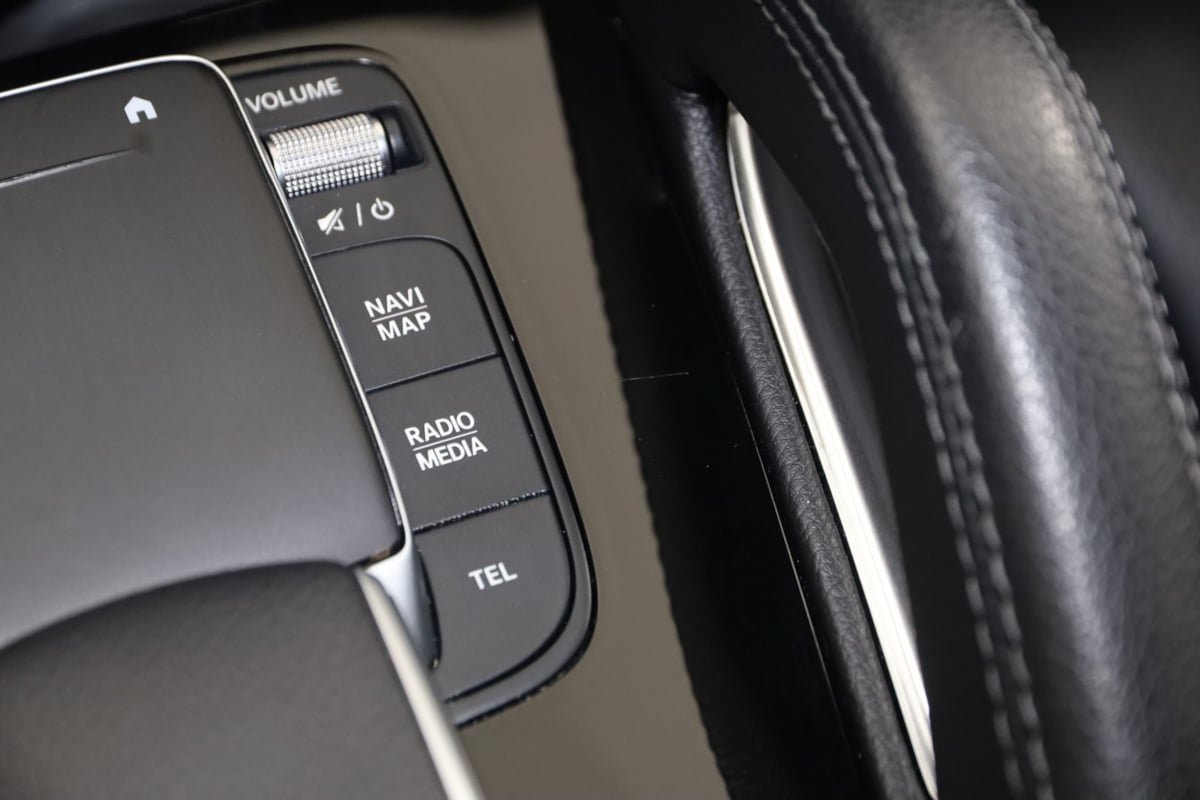 Used 2022 Mercedes-Benz GLE 350 4MATIC w/ Premium Package image 29