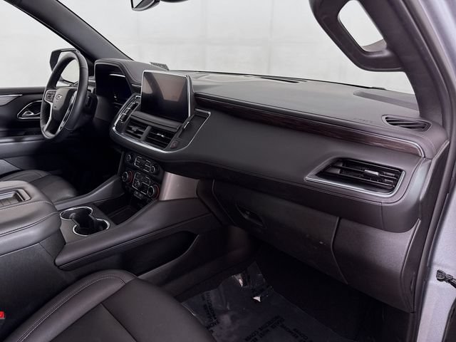 Used 2024 Chevrolet Suburban Z71 w/ Off-Road Capability Package AWD/4WD image 32