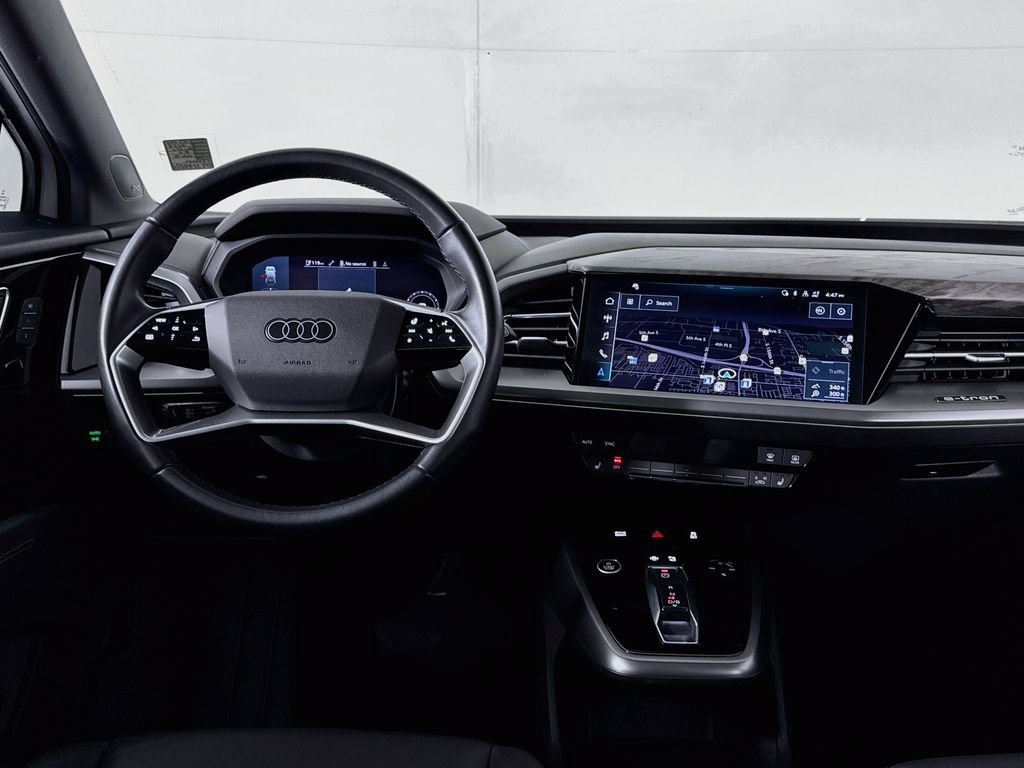 Used 2023 Audi Q4 e-tron Premium Plus RWD image 13