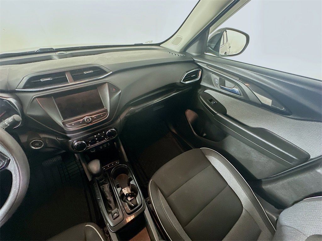 Used 2023 Chevrolet TrailBlazer LT image 11