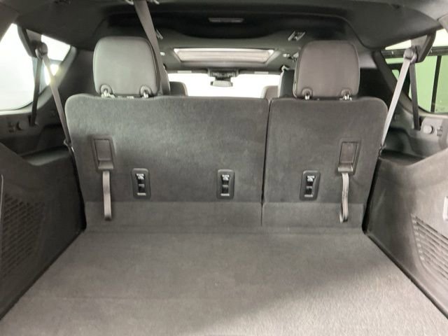 Used 2023 GMC Yukon XL SLT w/ Max Trailering Package AWD/4WD image 23