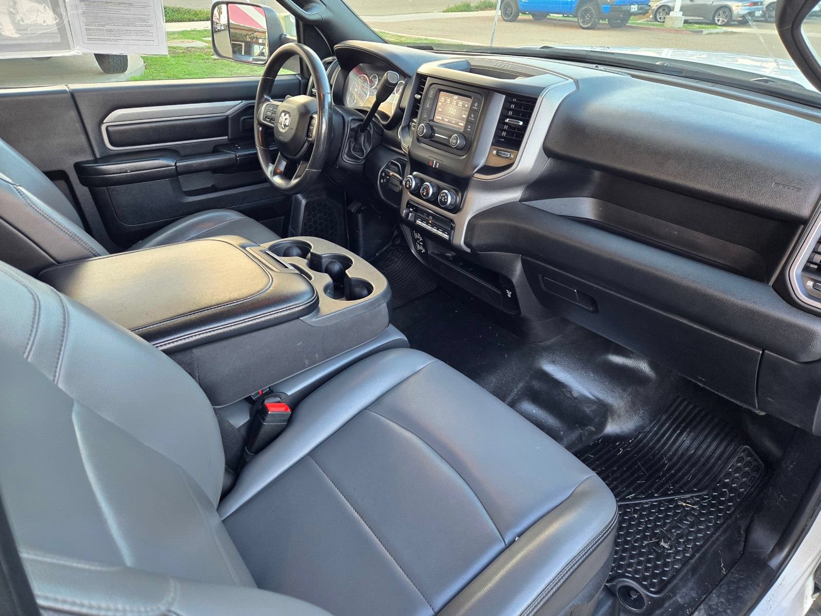 Used 2022 RAM 5500 Tradesman AWD/4WD image 11