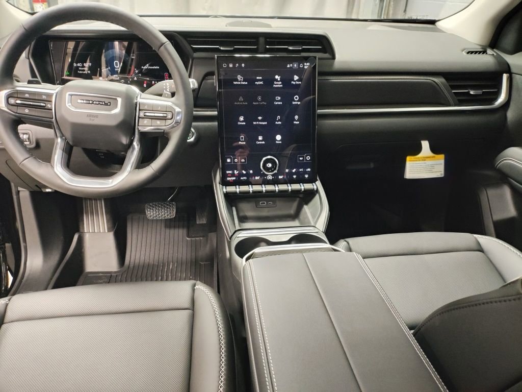 New 2026 GMC Terrain Denali w/ LPO, Floor Liner Package image 32