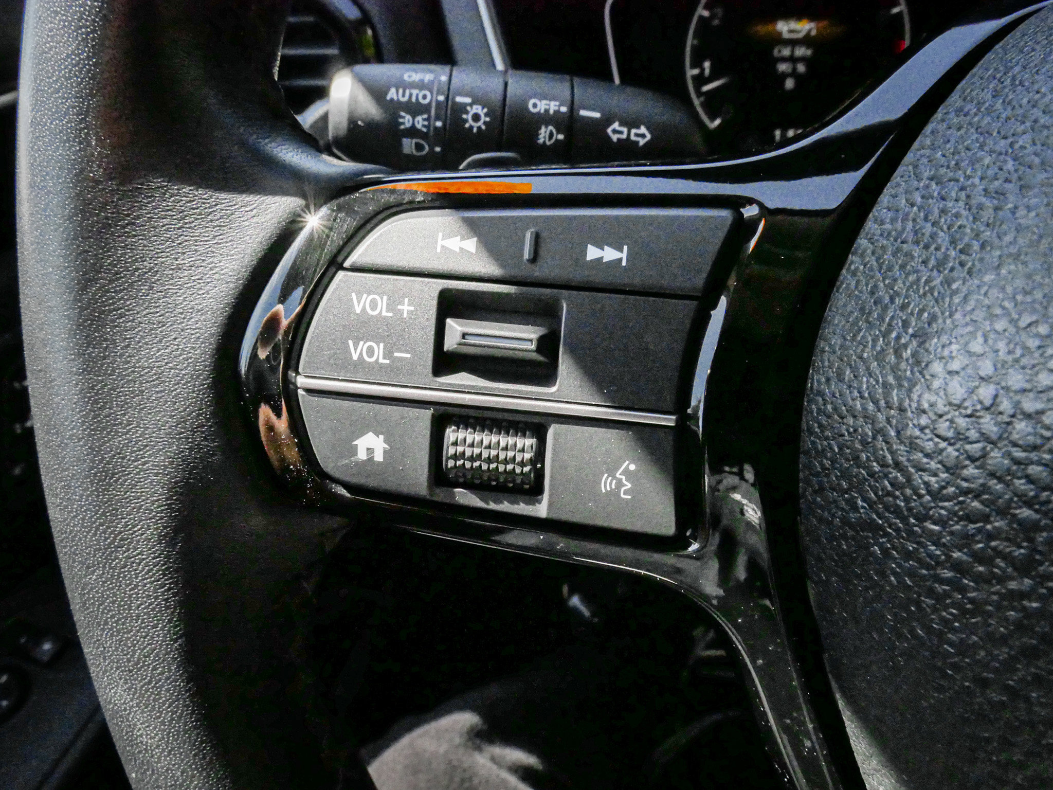 Certified 2025 Honda Pilot EX-L image 19