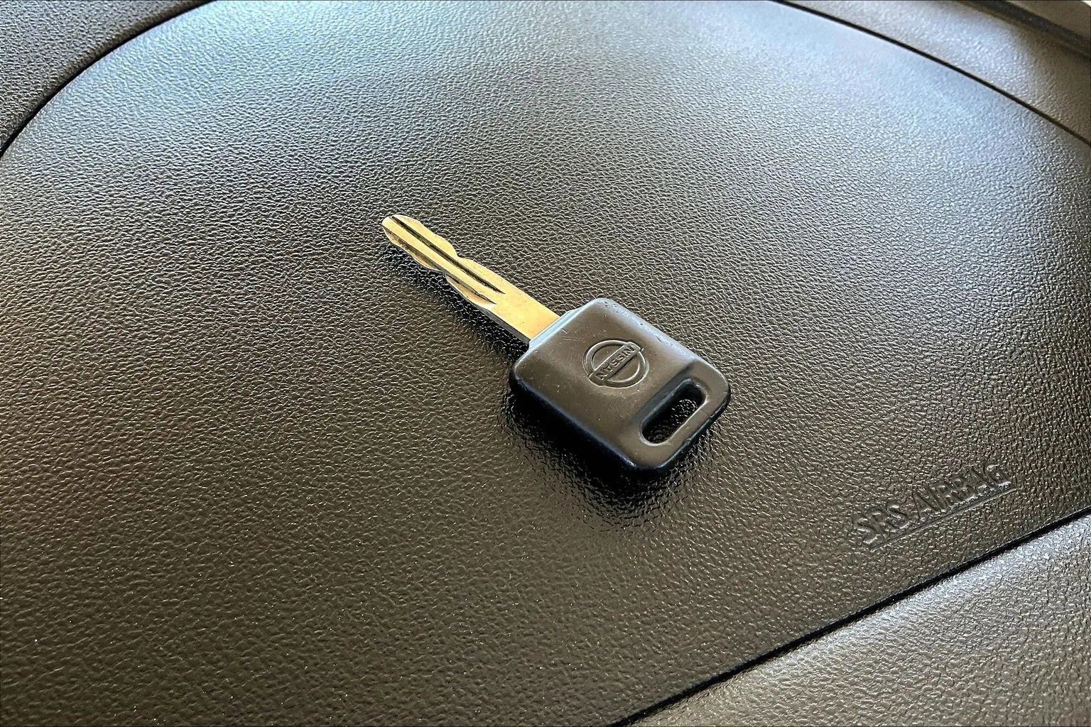 Used 2013 Nissan Versa S Plus image 28