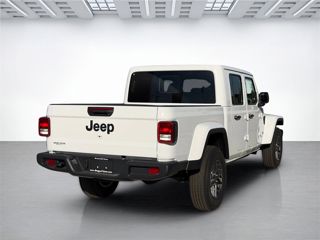 New 2025 Jeep Gladiator Sport image 5