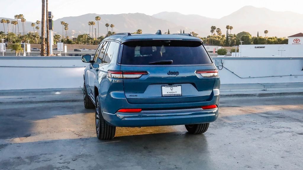New 2026 Jeep Grand Cherokee L Limited AWD/4WD image 7