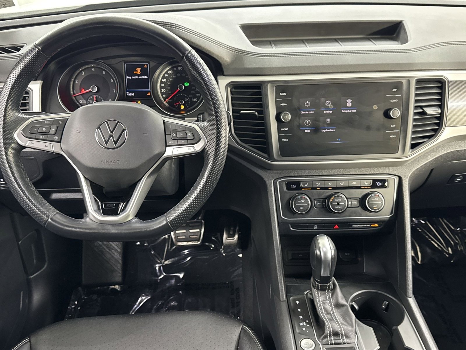 Used 2021 Volkswagen Atlas Cross Sport SE image 27