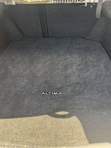 Used 2013 Nissan Altima 2.5 SL w/ 2.5 Moonroof Pkg FWD image 13