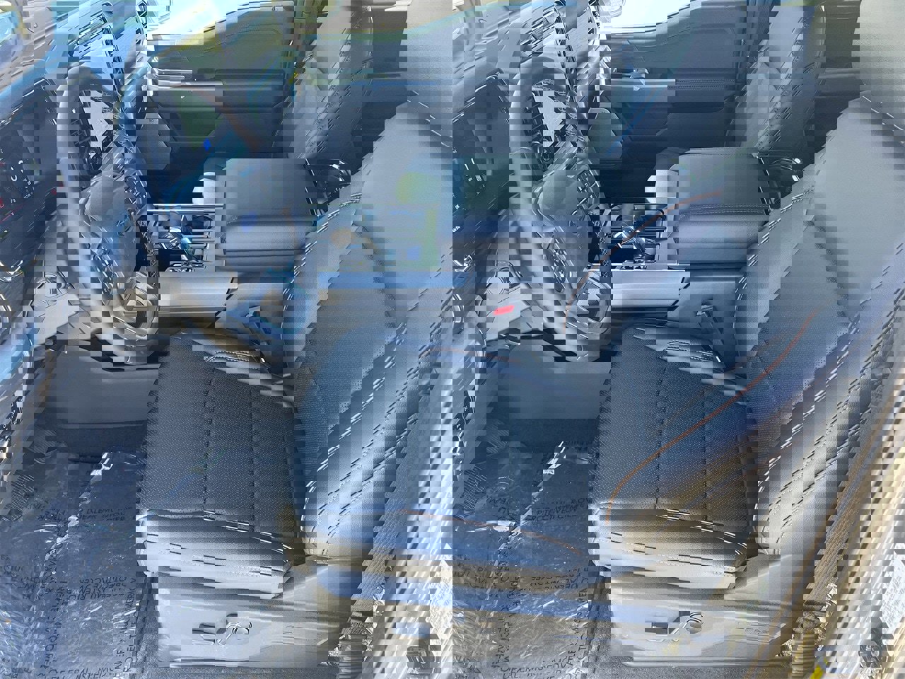 New 2025 Ford F150 Lariat w/ Equipment Group 501A Mid image 24