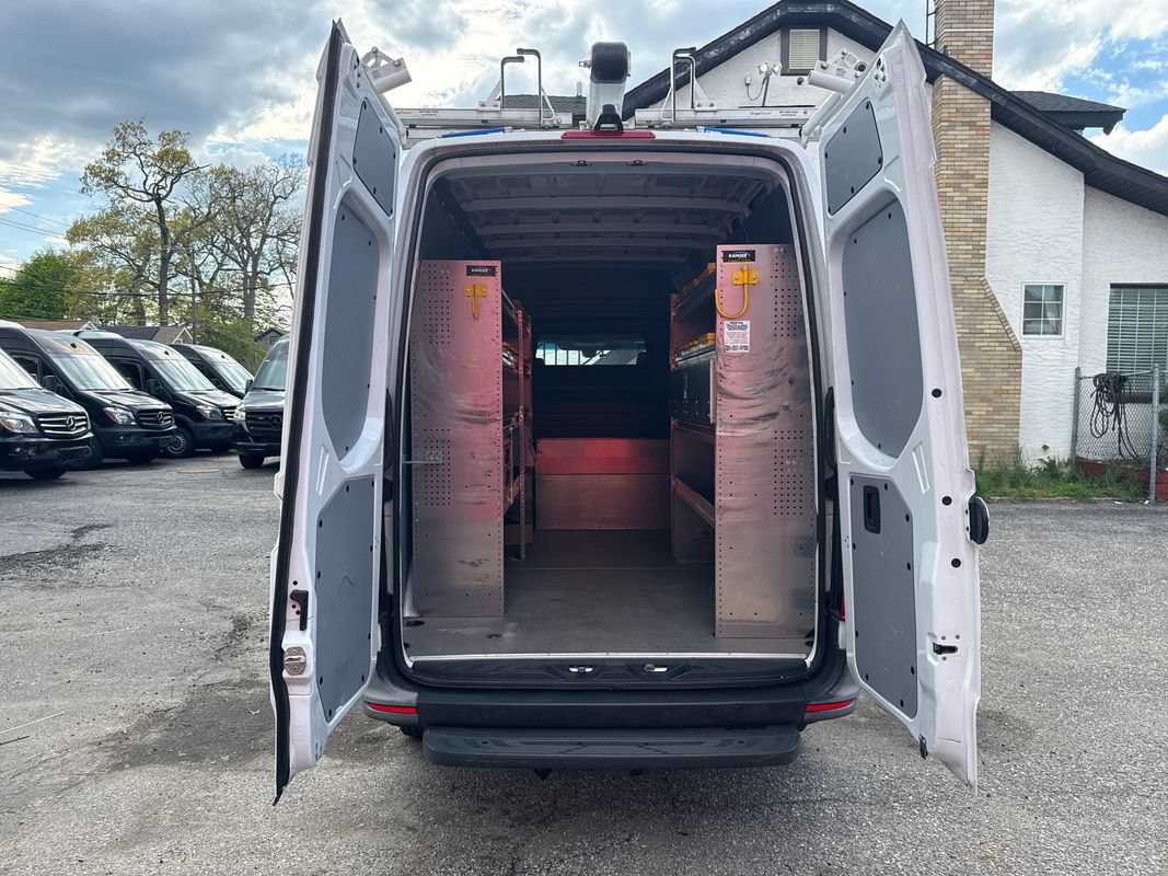 Used 2021 Mercedes-Benz Sprinter 2500 w/ Driver Convenience Package image 25