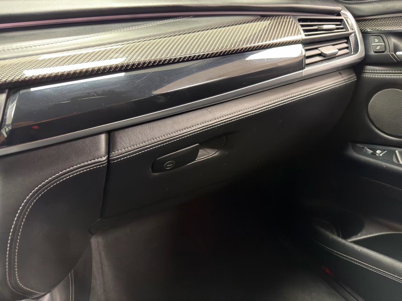 Used 2015 BMW X5 M w/ Premium Package image 25