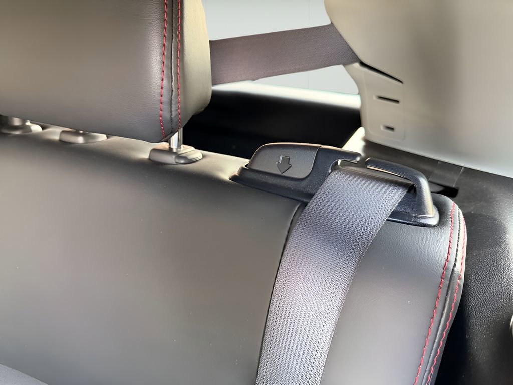 Used 2024 Mitsubishi Outlander Sport SE image 22