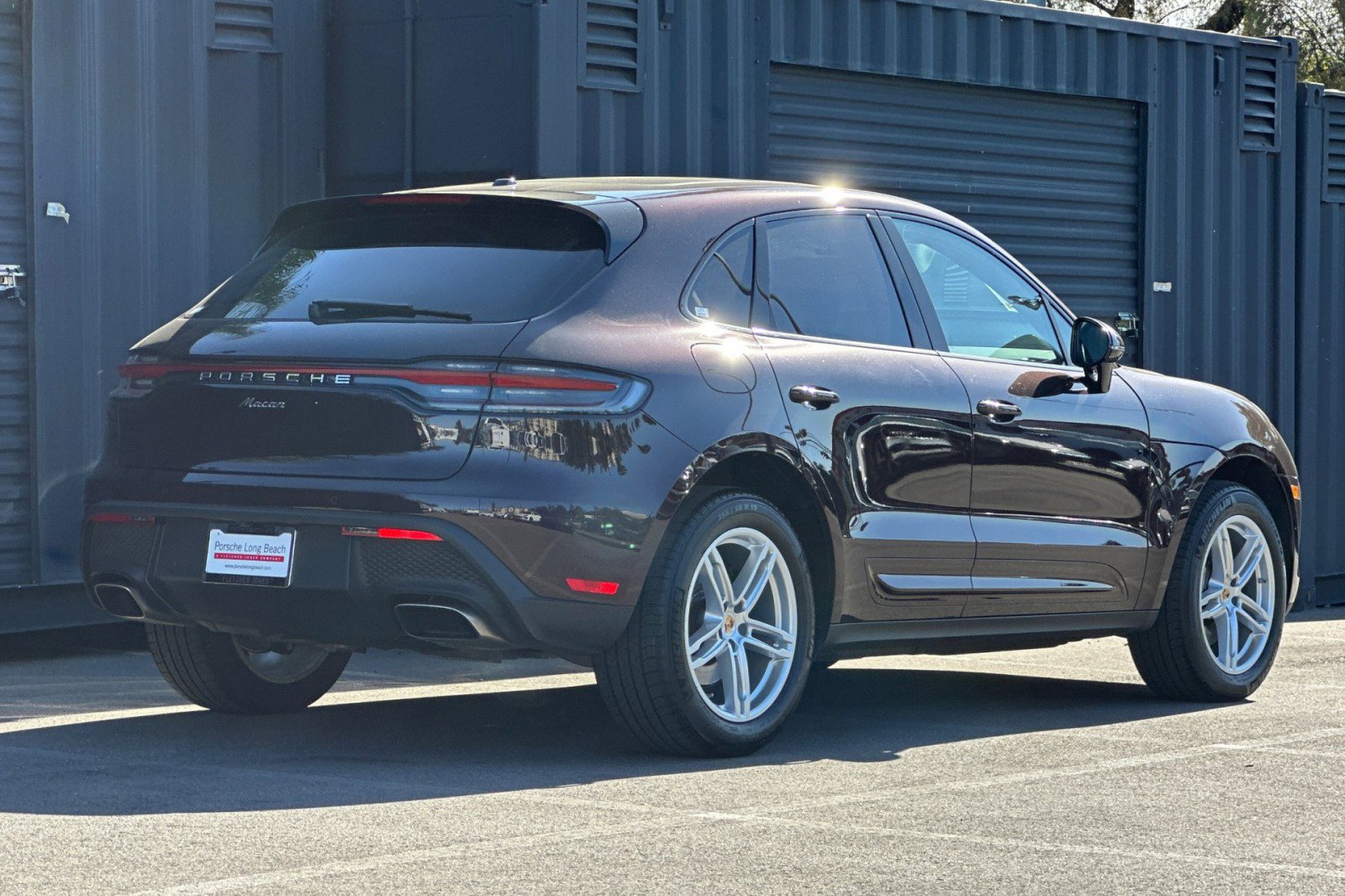 Used 2025 Porsche Macan image 8