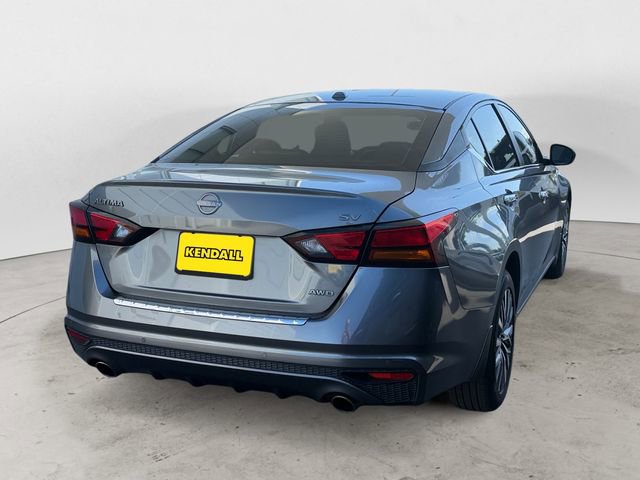 Used 2023 Nissan Altima 2.5 SV w/ SV Premium Package AWD/4WD image 3