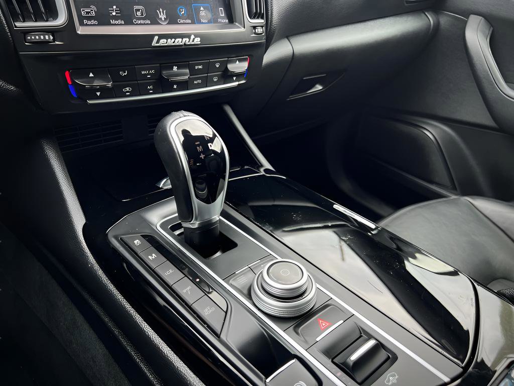 Used 2017 Maserati Levante image 57