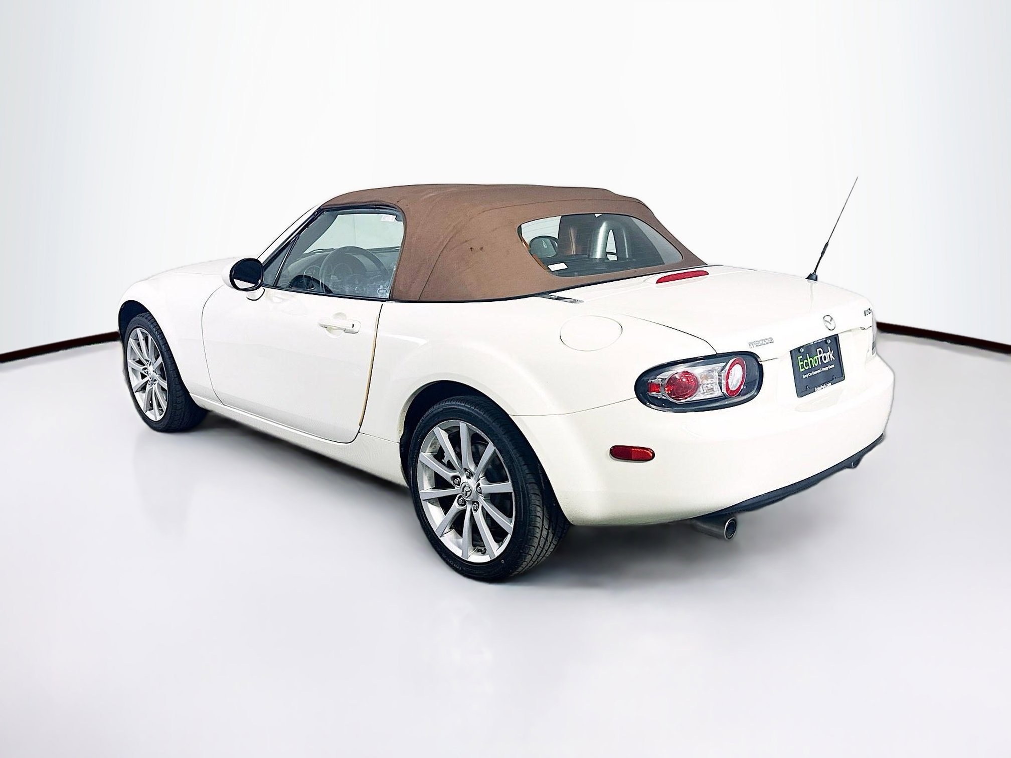 Used 2008 MAZDA MX-5 Miata Grand Touring image 5