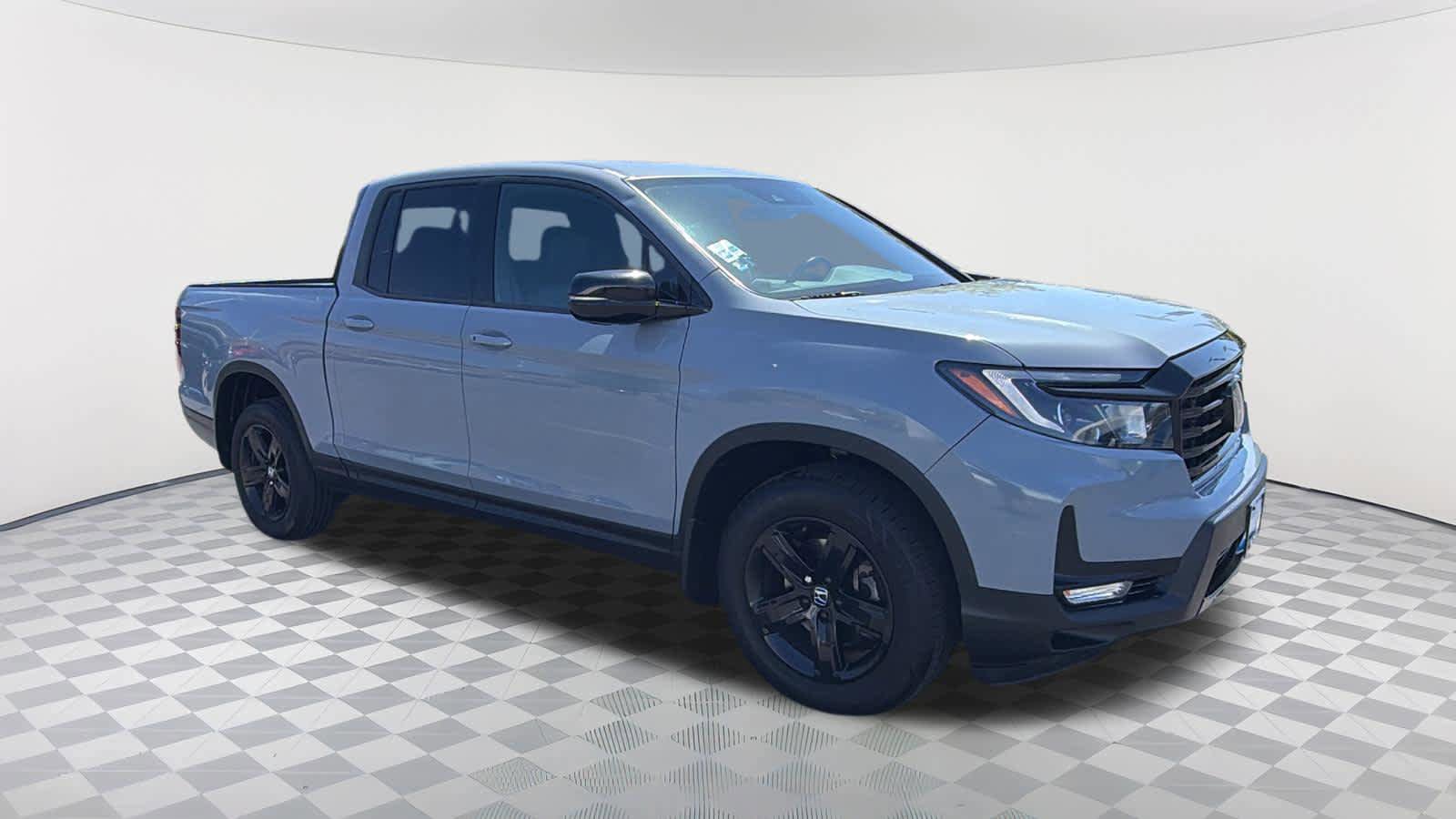 Used 2022 Honda Ridgeline Black Edition image 3