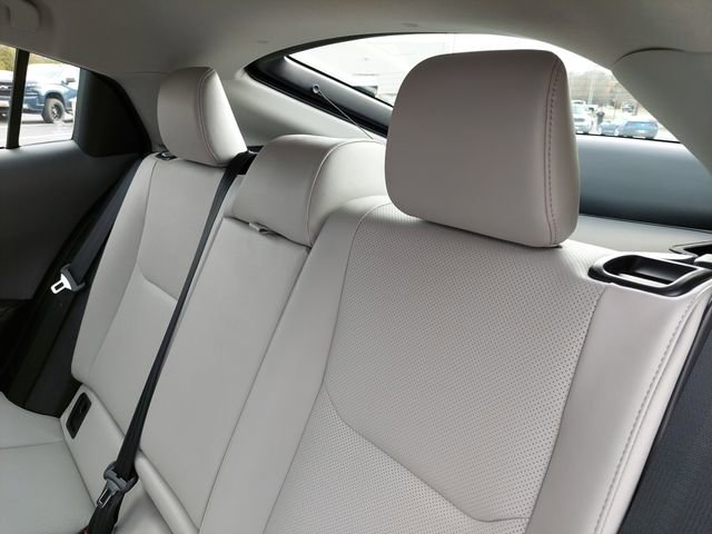 Used 2023 Toyota Prius XLE image 33