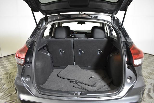 Used 2023 Nissan Kicks SV w/ Exterior Package FWD image 27