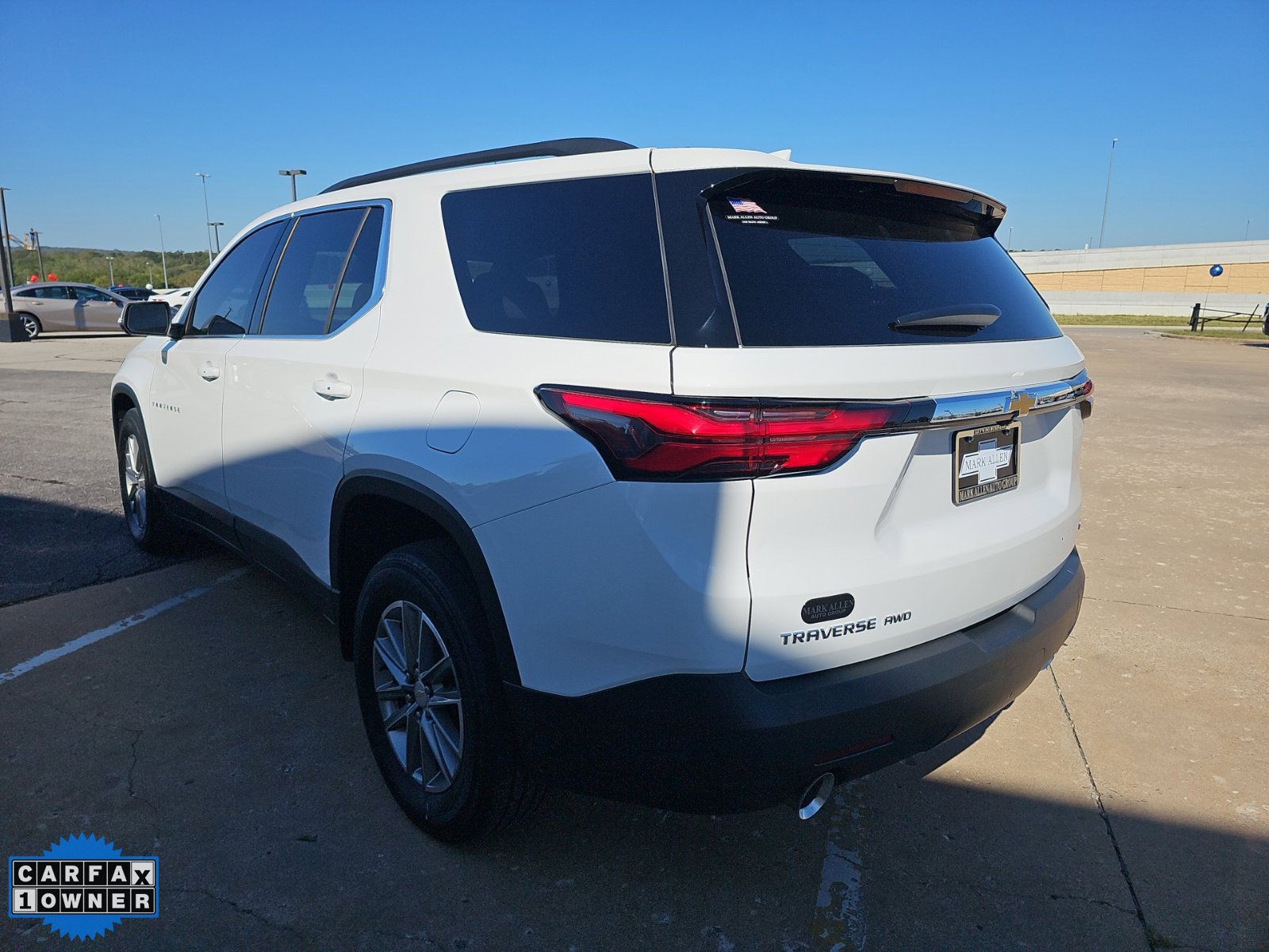 Used 2023 Chevrolet Traverse LT AWD/4WD image 7