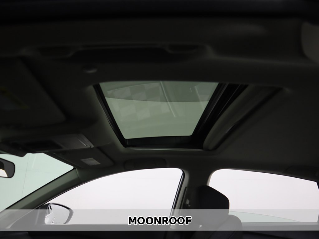 Certified 2025 Honda Accord SE image 3