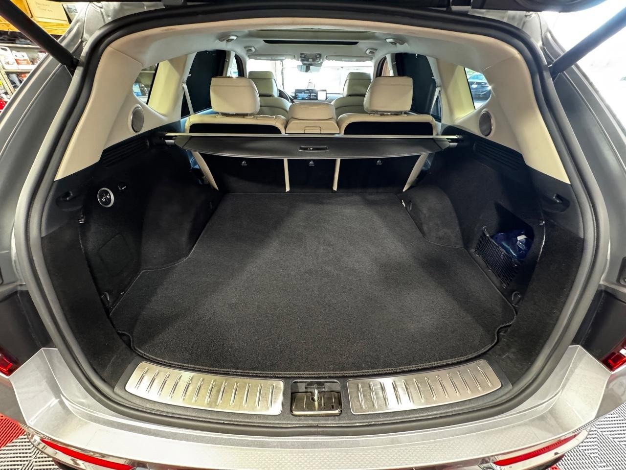 Used 2022 Genesis GV80 2.5T w/ Prestige Package 04 image 10