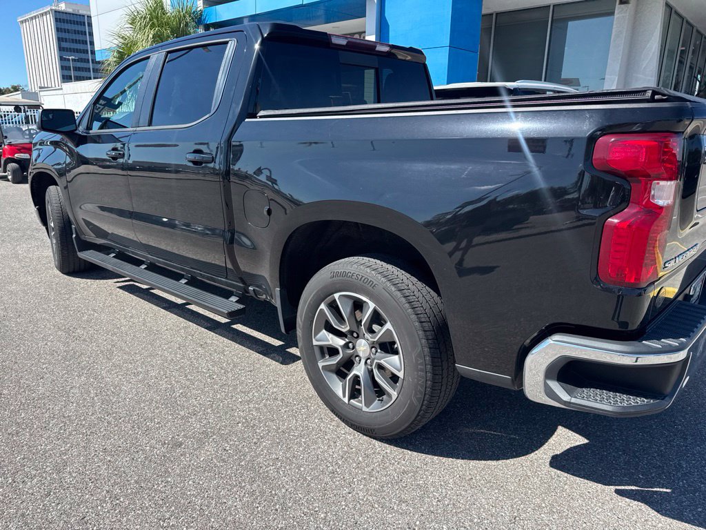Used 2022 Chevrolet Silverado 1500 LT w/ All Star Edition Plus RWD image 8