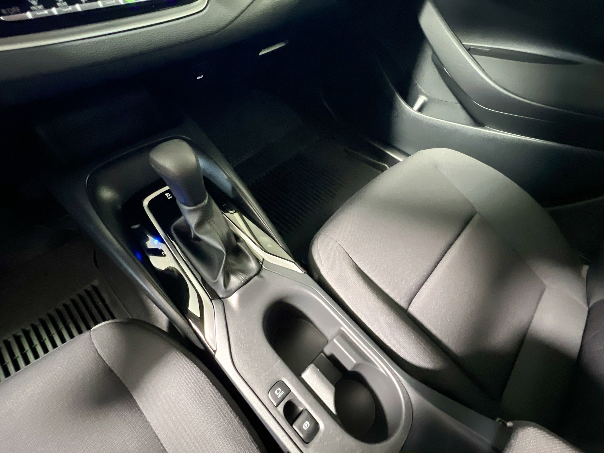 Used 2024 Toyota Corolla LE image 25