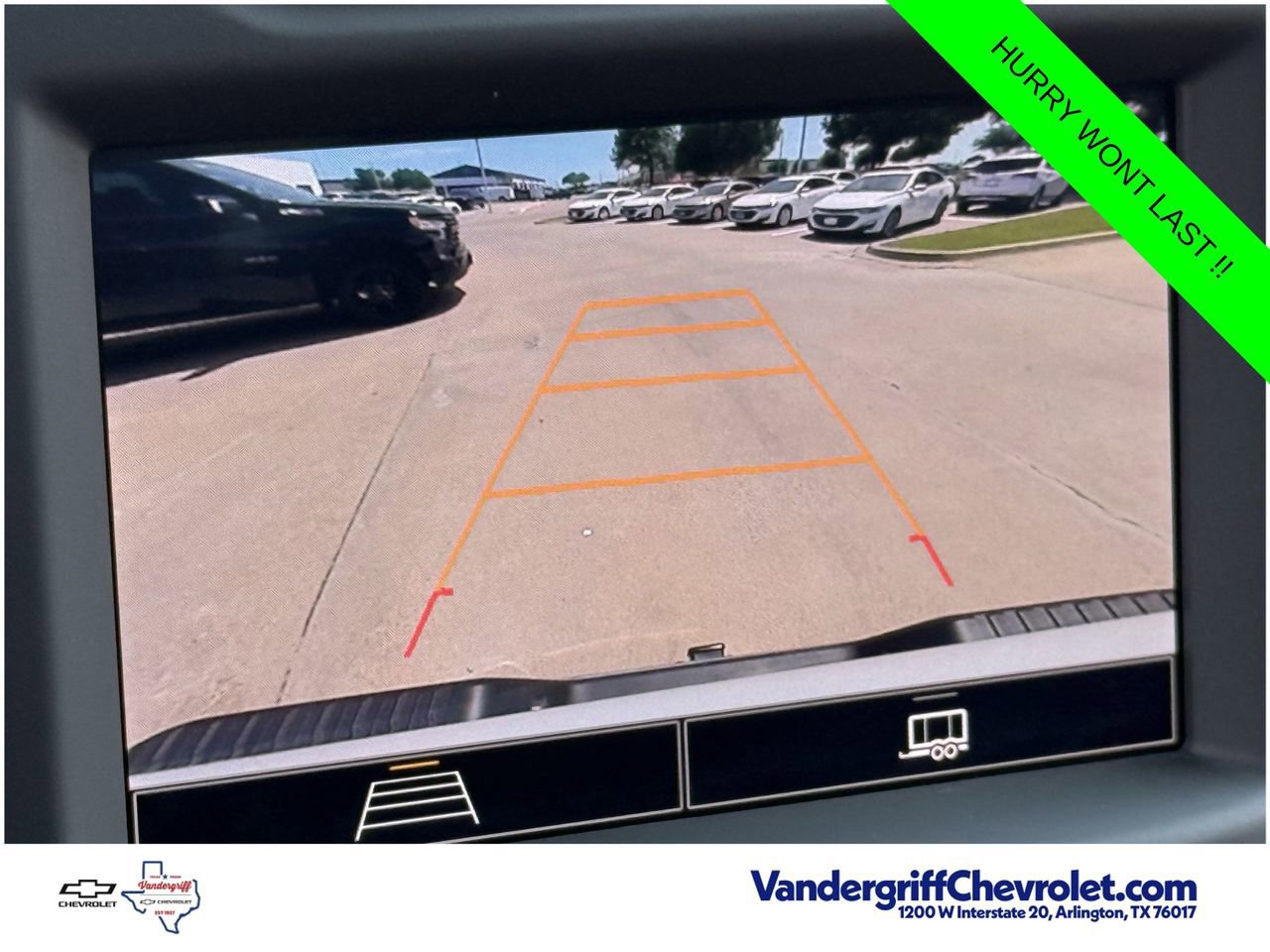 Used 2025 Chevrolet Silverado 2500 W/T w/ WT/CX Safety Package AWD/4WD image 16