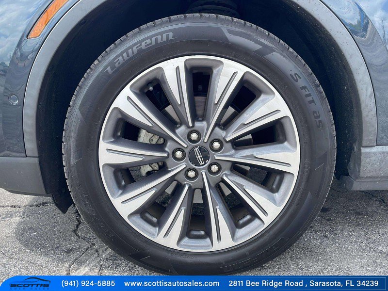 Used 2020 Lincoln Corsair Reserve w/ Equipment Group 201A image 10