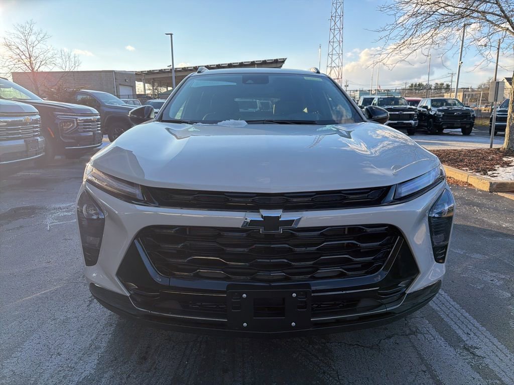 New 2026 Chevrolet Trax ACTIV w/ Sunroof Package image 2