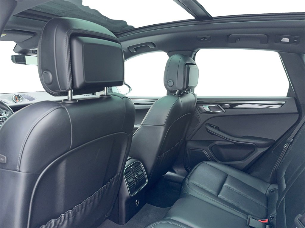 Used 2021 Porsche Macan S image 42