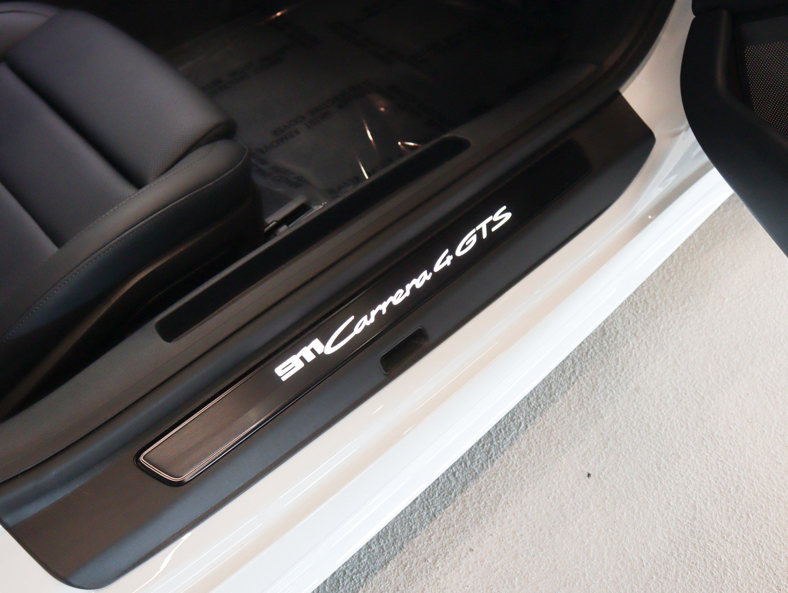 Certified 2025 Porsche 911 Carrera 4 GTS image 25