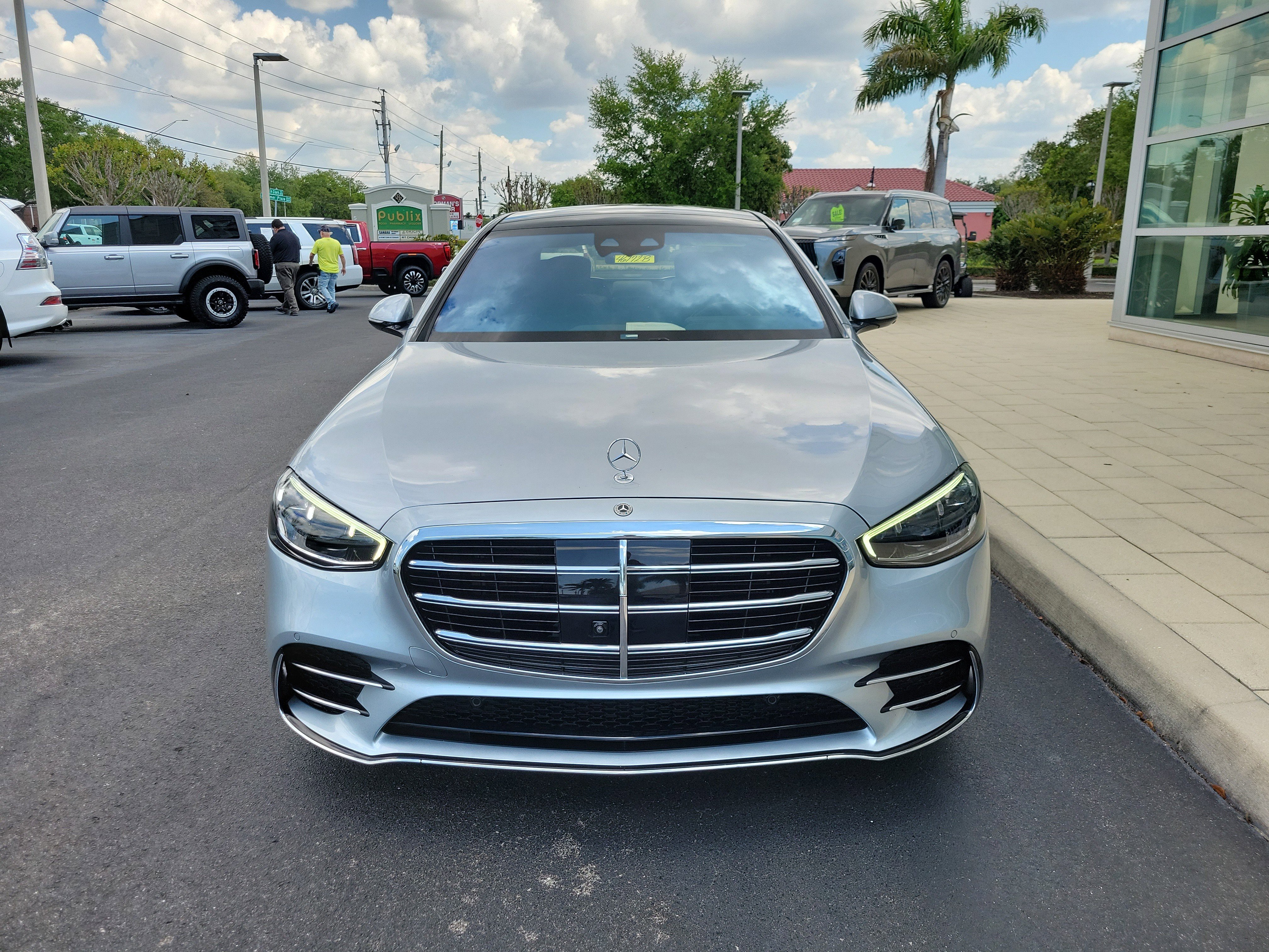 Used 2021 Mercedes-Benz S 500 4MATIC image 2