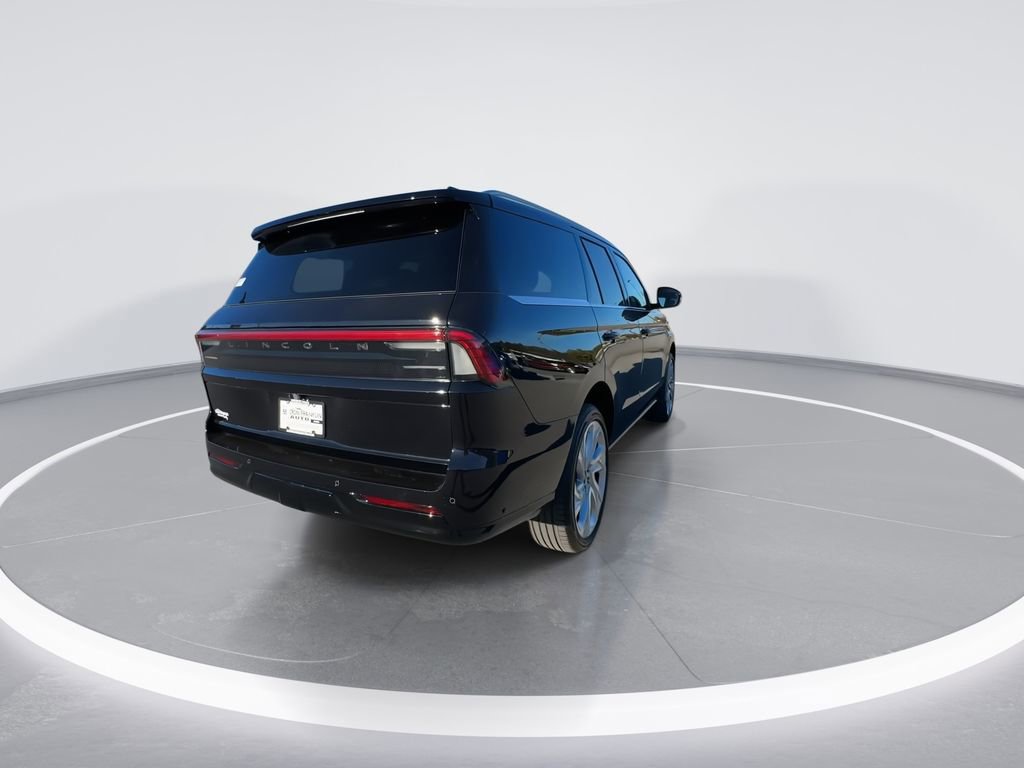 New 2025 Lincoln Navigator Reserve image 8