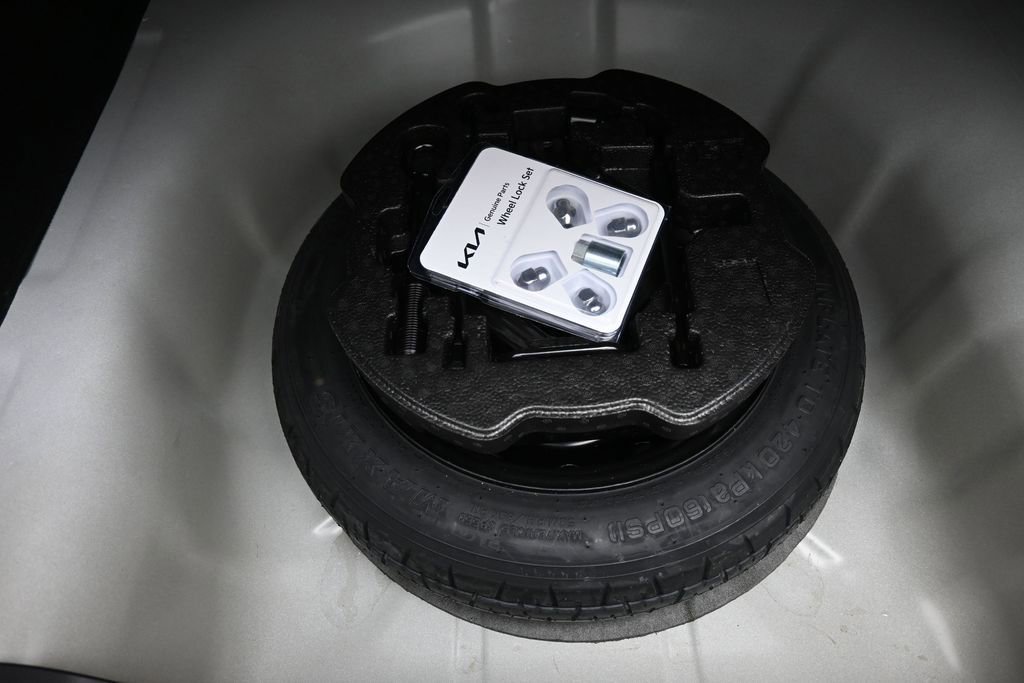 Certified 2025 Kia K4 EX FWD image 22